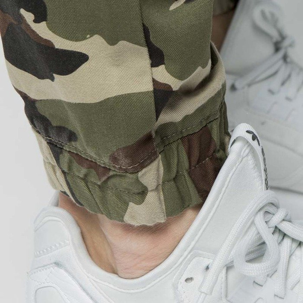 Mass DNM spodnie Base Joggers Sneaker Fit - woodland camo