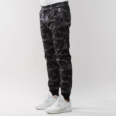 Mass DNM spodnie Classics Joggers Chino Sneaker Fit - black camo
