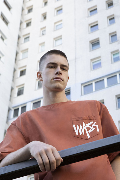 Mass Denim Pocket sign T-shirt ceglasta