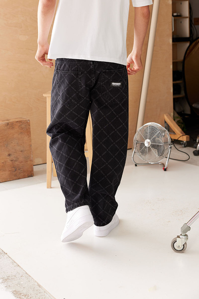 Mass DNM spodnie Monogram Jeans Extra baggy Fit - czarne