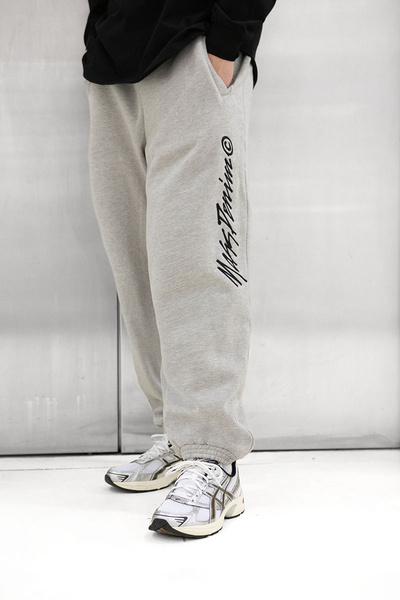Mass DNM spodnie dresowe Initials Extra Baggy Fit Sweatpants - szare