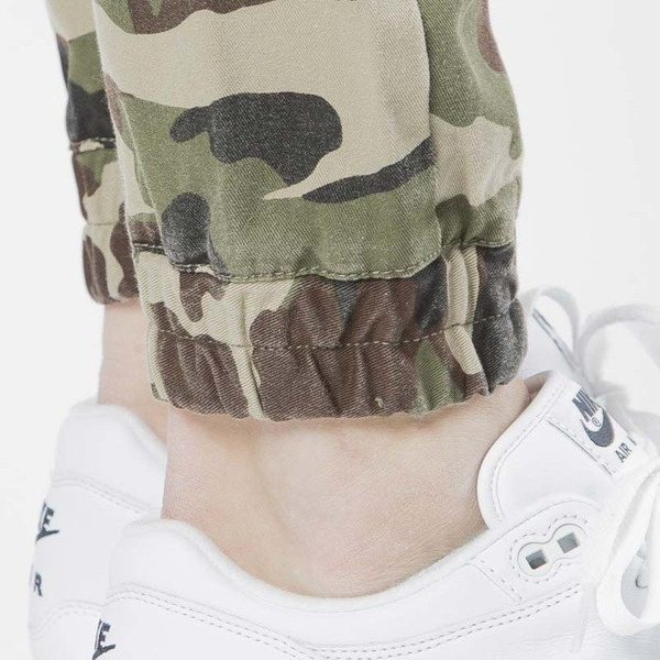 Mass DNM spodnie Base Joggers Sneaker Fit - woodland camo