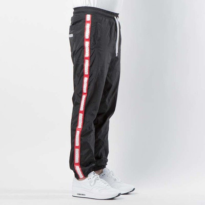 Mass DNM spodnie Protect Trackpants - black