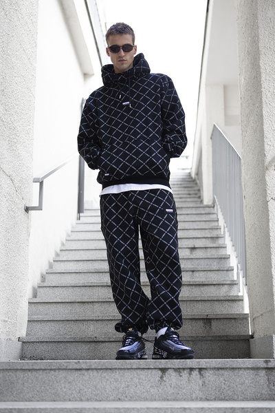 Mass DNM spodnie dresowe Monogram Baggy Fit Sweatpants - czarne