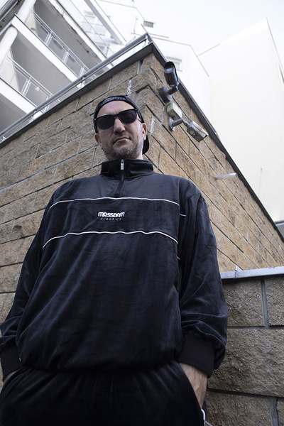 Mass DNM bluza Sweatshirt Classic Cut Velour Half Zip - czarna