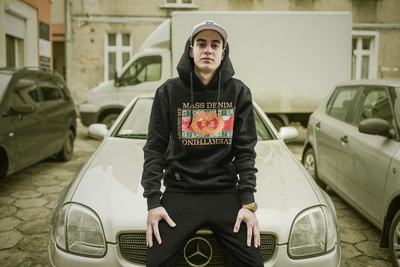 Mass DNM bluza Sweatshirt Hoody Cream - black QUICKSTRIKE