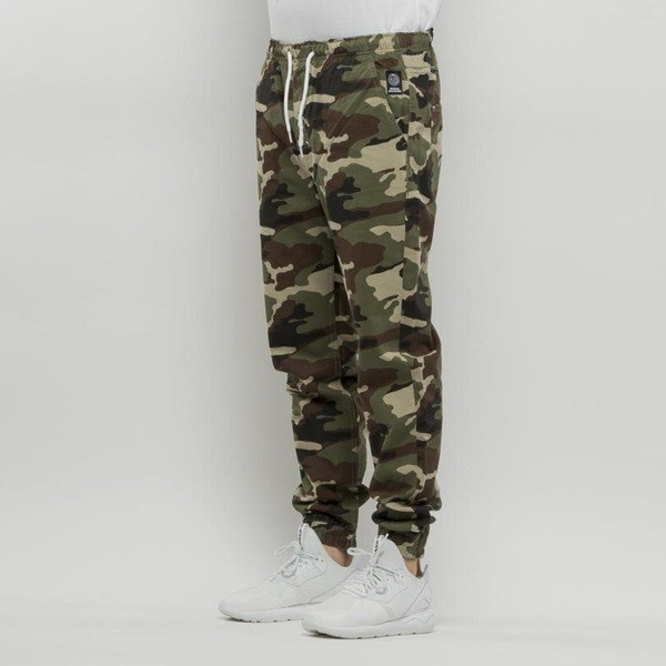 Spodnie Mass Denim Signature Joggers Sneaker Fit - woodland camo