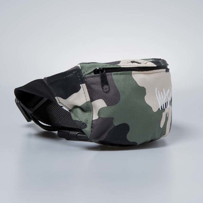 Mass DNM saszetka Hip Case Signature - woodland camo